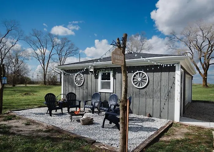 Rustic Barn Retreat * Beecher